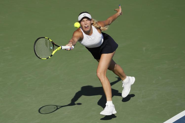 Tennis på topniveau kan gå hårdt ud over kroppen, og det er afgørende at have en rigtig dygtig person til at hjælpe med problemer i sæsonen. 