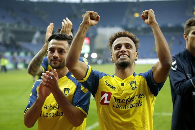 Der var stor forløsning i Brøndby, da profilen Hany Mukhtar i går scorede for første gang siden april og kunne lade sig hylde af fansene efter 4-0-sejren over SønderjyskE. 