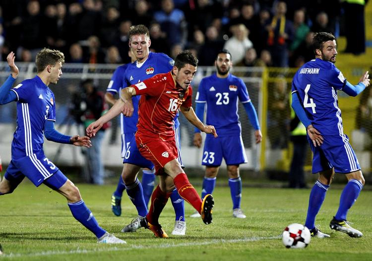 Arijan Ademi fra Makedonien blev i 2015 testet positiv for steroider i en Champions League-kamp for sin klub, Dinamo Zagreb, og idømt fire års udelukkelse af Uefa, men fik straffen nedsat til to år. Han kom tilbage i sidste måned og scorede i en landskamp. 