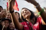 Efter EM-sølvet i Holland blev Nadia Nadim og resten af kvindelandsholdet modtaget af tusinder af glade fans på Rådhuspladsen. 