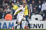 Viktor Fischer er kommet hjem for at spille for mulighed for at komme med i den danske VM-trup, der skal til Rusland om bare fire måender. 