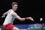 Viktor Axelsen skal spare sin venstre fod og springer derfor DM over. 