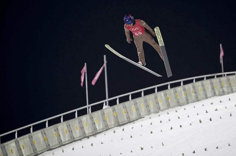 Succesrige Kamil Stoch (foto) fra Polen skal regne med stærk konkurrence fra tyske Andreas Wellinger på den store bakke. 