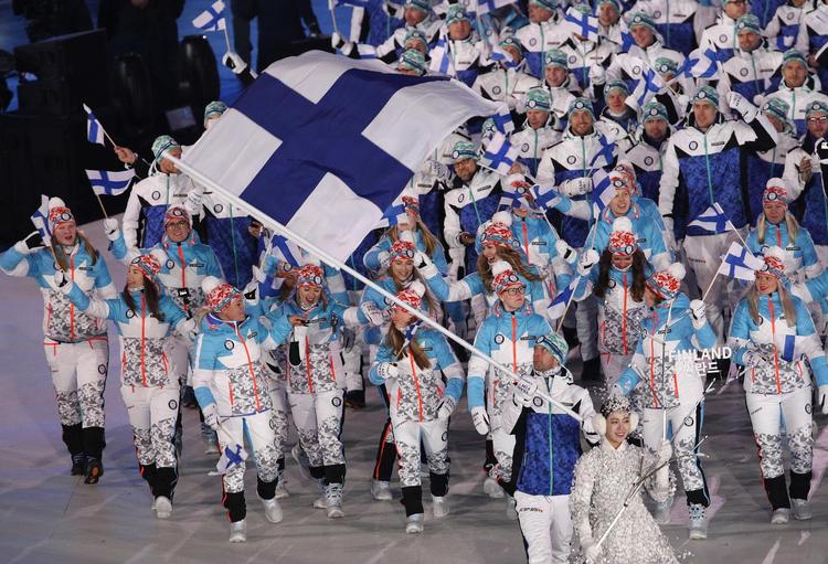 40-årige Janne Ahonen fra Lahti, der var Finlands fanebærer, er i Pyeonchang i gang med sit 7. vinter-OL 
