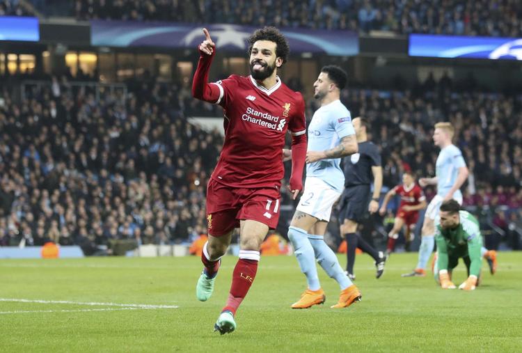 Mohamed Salah har lignet en glad gadedreng ved stort set alle sine indtil videre 41 sæsonscoringer. I aften møder han sammen med Liverpool sine gamle holdkammerater fra AS Roma i Champion League-semifinalerne. Foto: Nick Potts/AP /AP