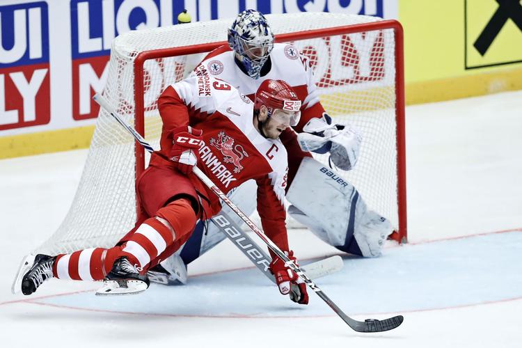 Peter Regin, her foran  Frederik Andersen mod USA, tror på  den danske chance mod Finland onsdag  aften i Herning.   /POLFOTO
