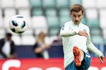  Antoine Griezmann kan blive spilleren, der stjæler billedet i aften i Tallinn. Her ses han under tirsdagens  træning.  Pavel Golovkin/AP