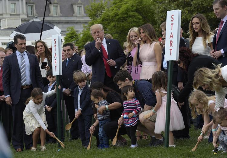 Der var ikke så mange til ægtrilning sidste år som i Obama-tiden – og kun få afroamerikanere deltog.  Foto: Susan Walsh/AP /AP
