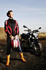 Ida Tin voksede op som passager på forældrenes motorcykler på deres ture rundt i verden.  Nu har hun selv taget styringen.  Arkivfoto: Kristian Sæderup/Ritzau Scanpix Kristian Sæderup/Ritzau Scanpix